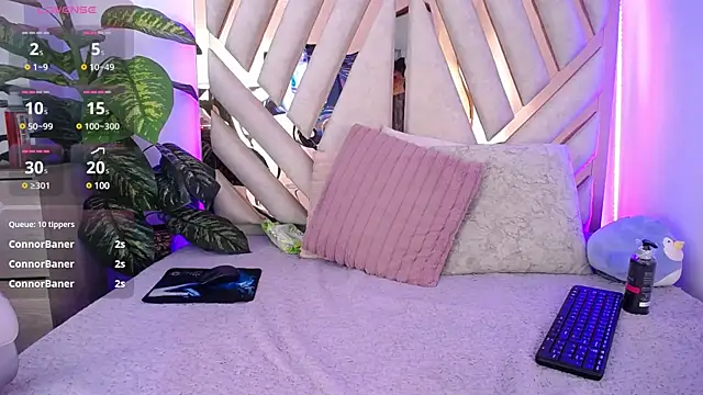 Snapshot of Camille_jhonson chatting on February 1, 2025, 4:33 pm Camille jhonson online show from February 1, 2025, 4:33 pm