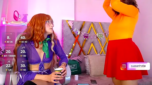 Snapshot of Camille_jhonson chatting on November 15, 2025, 10:12 am Camille jhonson online show from November 15, 2025, 10:12 am