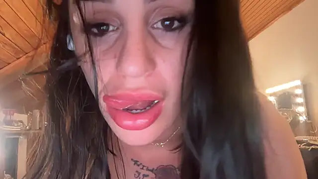 JeSuisUnTapin online show from October 24, 2025, 11:12 pm