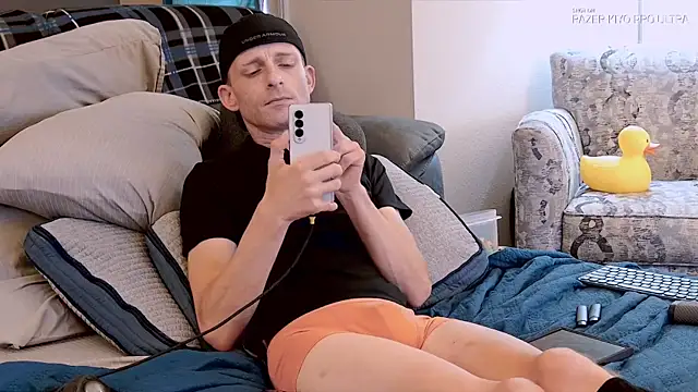 Snapshot of Dilldough405 chatting on September 20, 2025, 5:36 pm Dilldough405 online show from September 20, 2025, 5:36 pm