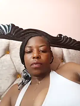 Snapshot of pretty-eyes23 chatting on December 16, 2024, 7:04 am pretty-eyes23 online show from December 16, 2024, 7:04 am