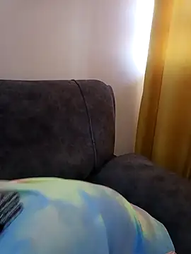 Snapshot of pretty-eyes23 chatting on December 18, 2024, 7:47 am pretty-eyes23 online show from December 18, 2024, 7:47 am