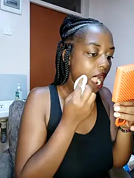 Snapshot of pretty-eyes23 chatting on January 23, 2025, 4:04 pm pretty-eyes23 online show from January 23, 2025, 4:04 pm