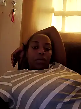 Snapshot of pretty-eyes23 chatting on February 11, 2025, 3:40 pm pretty-eyes23 online show from February 11, 2025, 3:40 pm