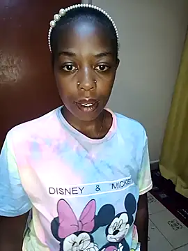 Snapshot of pretty-eyes23 chatting on February 22, 2025, 7:03 pm pretty-eyes23 online show from February 22, 2025, 7:03 pm