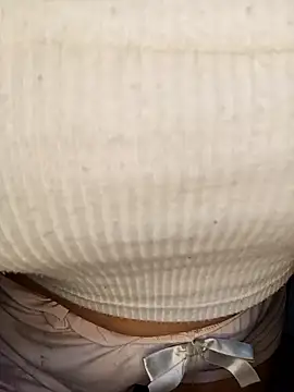 Snapshot of keelly_richaardson1 chatting on December 18, 2024, 12:10 am keelly richaardson1 online show from December 18, 2024, 12:10 am