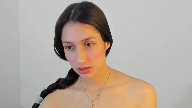 Snapshot of ericbana__ chatting on December 19, 2024, 3:18 am ericbana   online show from December 19, 2024, 3:18 am