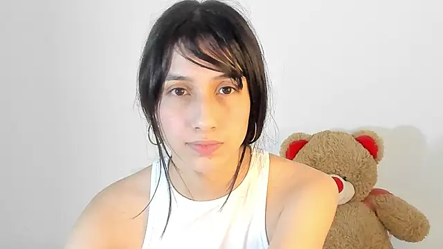 Snapshot of ericbana__ chatting on January 5, 2025, 5:20 am ericbana   online show from January 5, 2025, 5:20 am