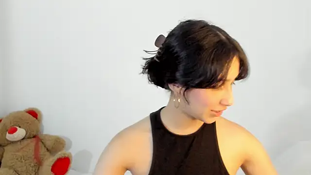 Snapshot of ericbana__ chatting on January 19, 2025, 2:57 am ericbana   online show from January 19, 2025, 2:57 am