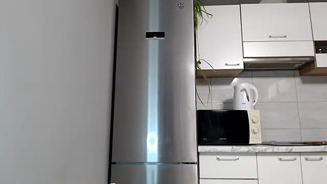 SierraSky  online show from September 23, 2025, 5:05 pm