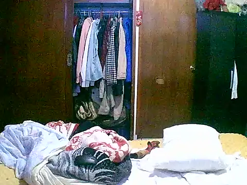 jperezofficial1 online show from September 10, 2025, 8:14 am