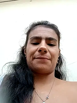 Snapshot of Leslly_ chatting on December 21, 2024, 4:03 pm Leslly online show from December 21, 2024, 4:03 pm