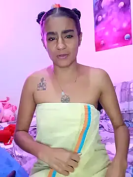 Snapshot of Leslly_ chatting on February 15, 2025, 9:48 pm Leslly online show from February 15, 2025, 9:48 pm