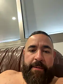 Snapshot of alares chatting on October 4, 2025, 3:32 pm alares online show from October 4, 2025, 3:32 pm