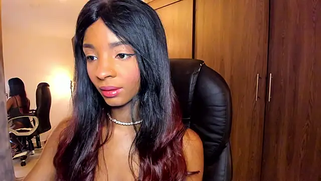 alikahouston4 online show from September 14, 2025, 3:49 am