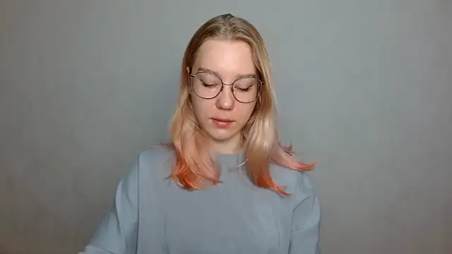 Snapshot of cindi_hot chatting on January 8, 2025, 7:55 am cindi hot online show from January 8, 2025, 7:55 am