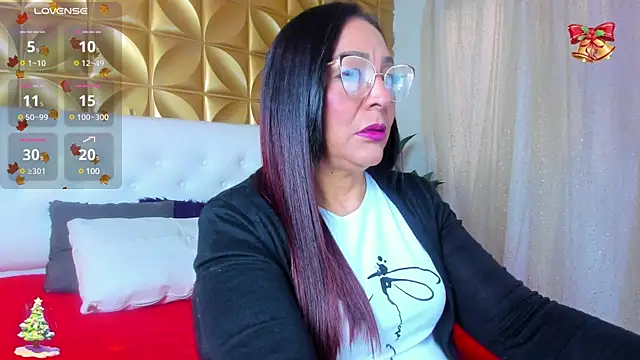 Snapshot of Gina_Myers chatting on December 11, 2024, 12:12 pm Gina Myers online show from December 11, 2024, 12:12 pm