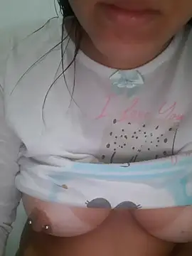 Snapshot of AmandaS2k chatting on November 12, 2025, 6:19 pm AmandaS2k online show from November 12, 2025, 6:19 pm