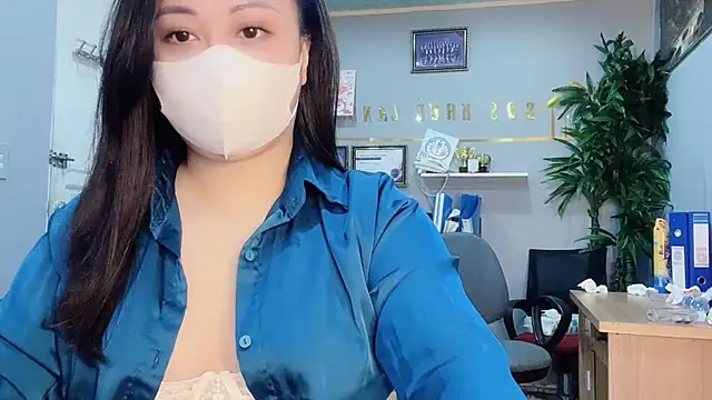 Snapshot of Bamboo_Swetie chatting on December 20, 2024, 1:25 am Bamboo Swetie online show from December 20, 2024, 1:25 am