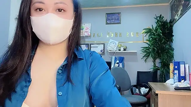 Snapshot of Bamboo_Swetie chatting on December 22, 2024, 4:50 am Bamboo Swetie online show from December 22, 2024, 4:50 am