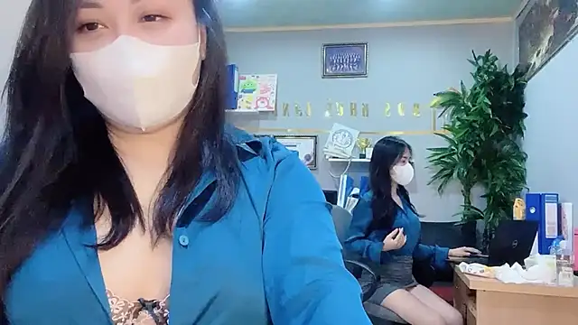 Snapshot of Bamboo_Swetie chatting on December 27, 2024, 2:43 pm Bamboo Swetie online show from December 27, 2024, 2:43 pm