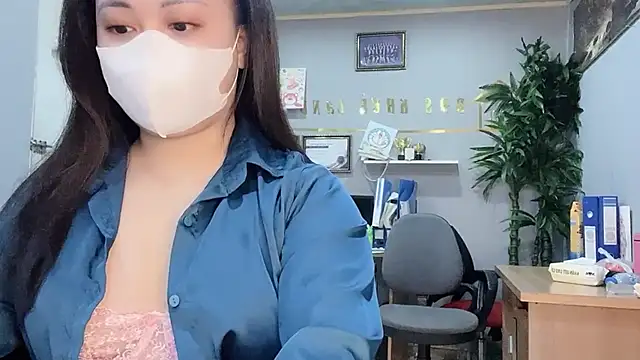 Snapshot of Bamboo_Swetie chatting on January 16, 2025, 3:56 am Bamboo Swetie online show from January 16, 2025, 3:56 am