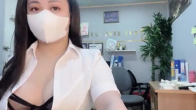 Snapshot of Bamboo_Swetie chatting on January 24, 2025, 3:02 pm Bamboo Swetie online show from January 24, 2025, 3:02 pm