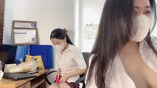 Snapshot of Bamboo_Swetie chatting on February 14, 2025, 4:26 am Bamboo Swetie online show from February 14, 2025, 4:26 am