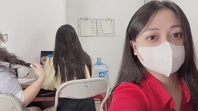 Snapshot of Bamboo_Swetie chatting on October 13, 2025, 3:01 pm Bamboo Swetie online show from October 13, 2025, 3:01 pm