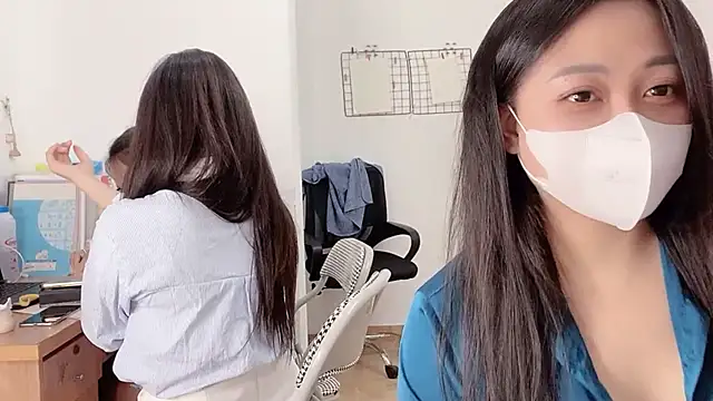 Snapshot of Bamboo_Swetie chatting on November 25, 2025, 3:34 pm Bamboo Swetie online show from November 25, 2025, 3:34 pm