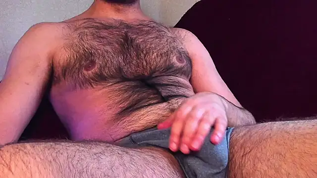 Snapshot of Deckard_Webb1_ chatting on December 18, 2024, 8:36 pm Deckard Webb1 online show from December 18, 2024, 8:36 pm