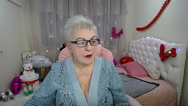 KayleSmoll online show from March 8, 2025, 2:12 am