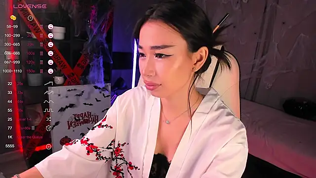 Snapshot of sensualily chatting on October 29, 2025, 1:57 pm sensualily online show from October 29, 2025, 1:57 pm