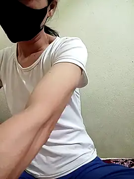 Snapshot of YunLem chatting on January 25, 2025, 4:13 pm YunLem online show from January 25, 2025, 4:13 pm
