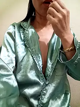 Snapshot of YunLem chatting on February 25, 2025, 8:14 am YunLem online show from February 25, 2025, 8:14 am