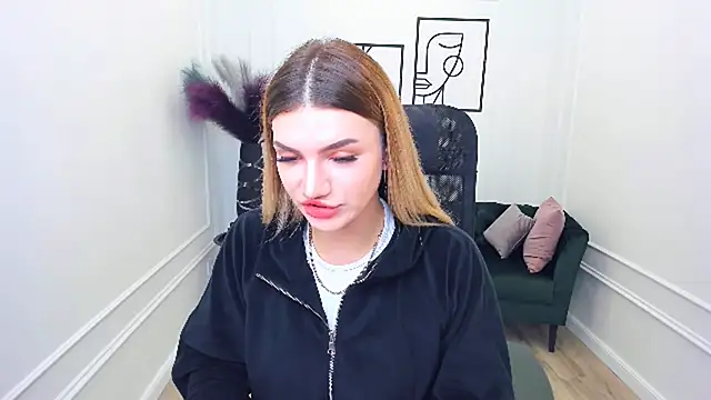 SelenaeMoore online show from September 20, 2025, 7:37 pm