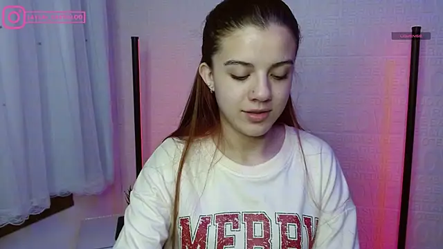 Layla castilloo online show from January 21, 2025, 2:05 pm