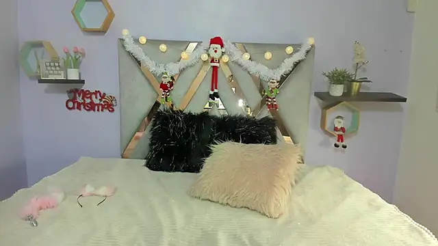 Snapshot of Esteff__o2 chatting on December 26, 2024, 7:05 pm Esteff o2 online show from December 26, 2024, 7:05 pm