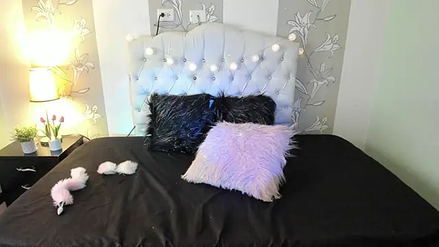 Snapshot of Esteff__o2 chatting on January 11, 2025, 7:38 pm Esteff o2 online show from January 11, 2025, 7:38 pm