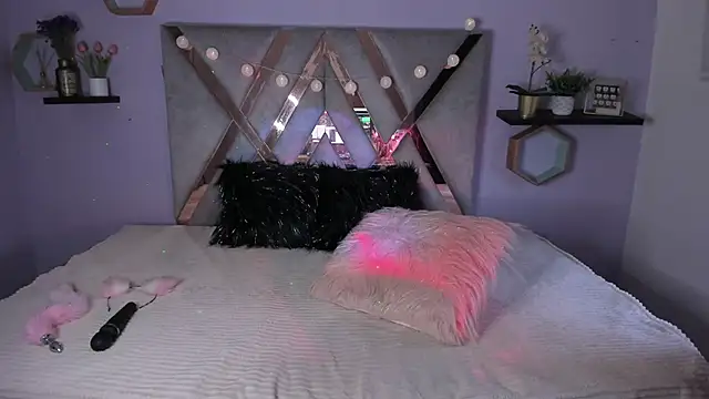 Snapshot of Esteff__o2 chatting on January 20, 2025, 10:59 pm Esteff o2 online show from January 20, 2025, 10:59 pm