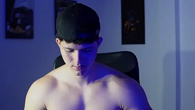 Hazzan Velez online show from December 3, 2025, 5:55 pm