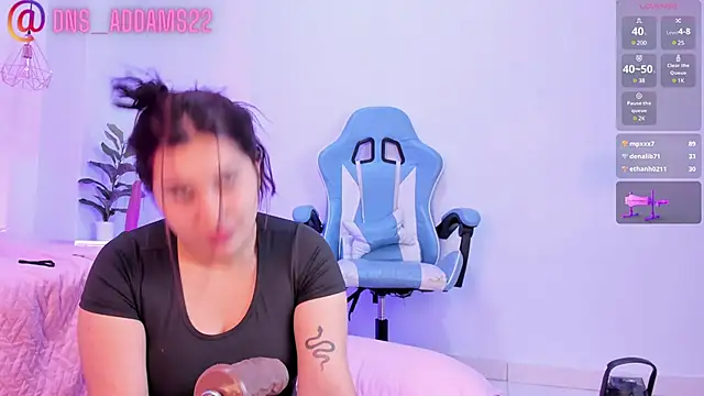 Danna adams01 online show from December 11, 2024, 7:20 am