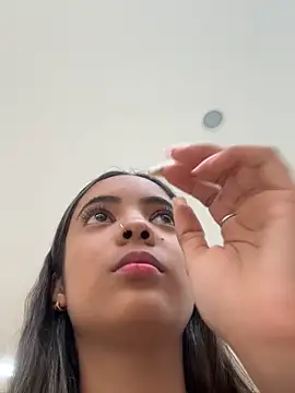 Snapshot of NAUGHTY_LITTLE_18 chatting on March 5, 2025, 9:15 pm NAUGHTY LITTLE 18 online show from March 5, 2025, 9:15 pm