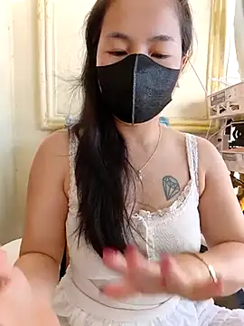 Snapshot of lyna_bl chatting on March 9, 2025, 1:25 am lyna bl online show from March 9, 2025, 1:25 am