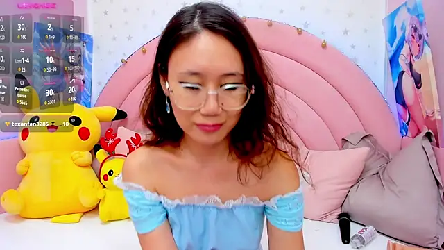 Nao  Chan  online show from January 18, 2025, 4:37 am