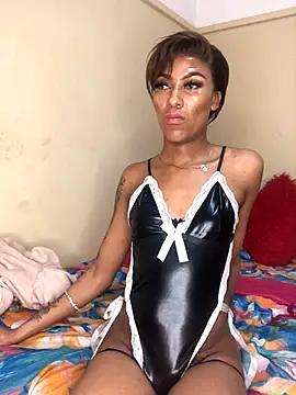 Snapshot of Kylie_Hairy_Bbc chatting on October 5, 2025, 12:58 pm Kylie Hairy Bbc online show from October 5, 2025, 12:58 pm