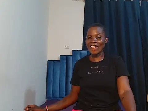 Snapshot of Pendo_ chatting on December 13, 2024, 4:38 pm Pendo online show from December 13, 2024, 4:38 pm