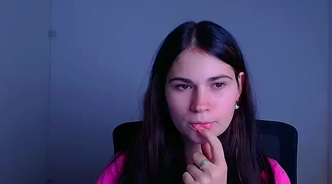 Loon Amore online show from December 4, 2024, 10:41 pm