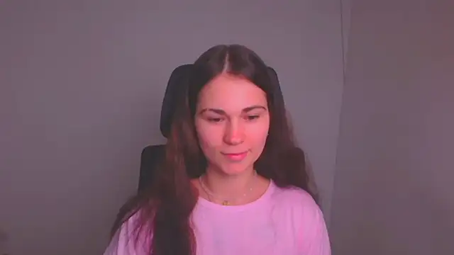 Loon Amore online show from February 10, 2025, 7:38 pm