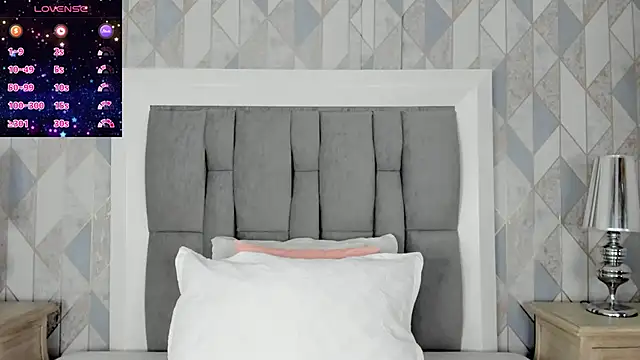 Snapshot of anais_cooper chatting on December 3, 2025, 11:41 am anais cooper online show from December 3, 2025, 11:41 am